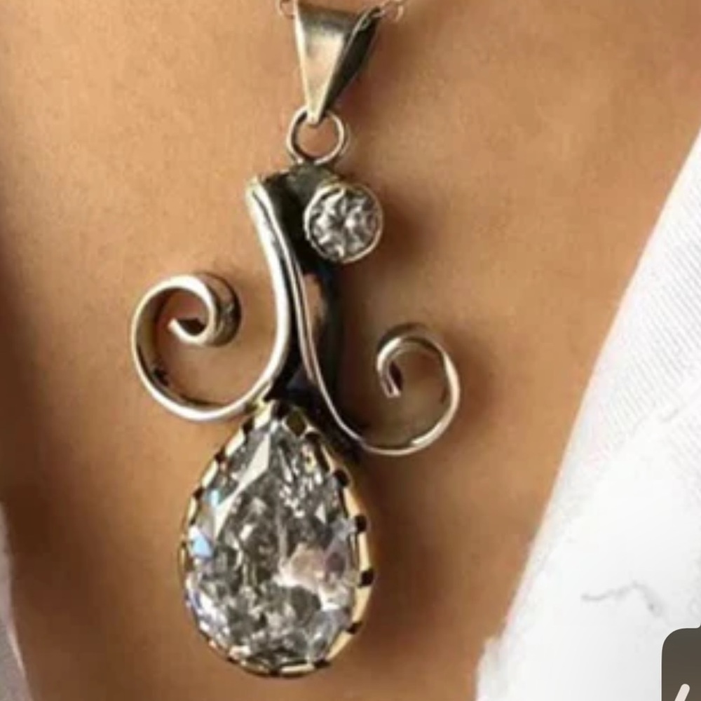 925 JOSHINY Elegant Silver and Gold Pendant